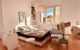 Spacious, Quiet And Bright Apartment, Close Center - Backyard Parking - Mokotow